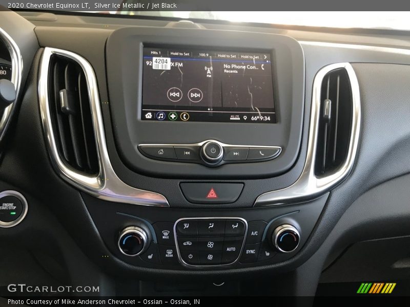 Controls of 2020 Equinox LT