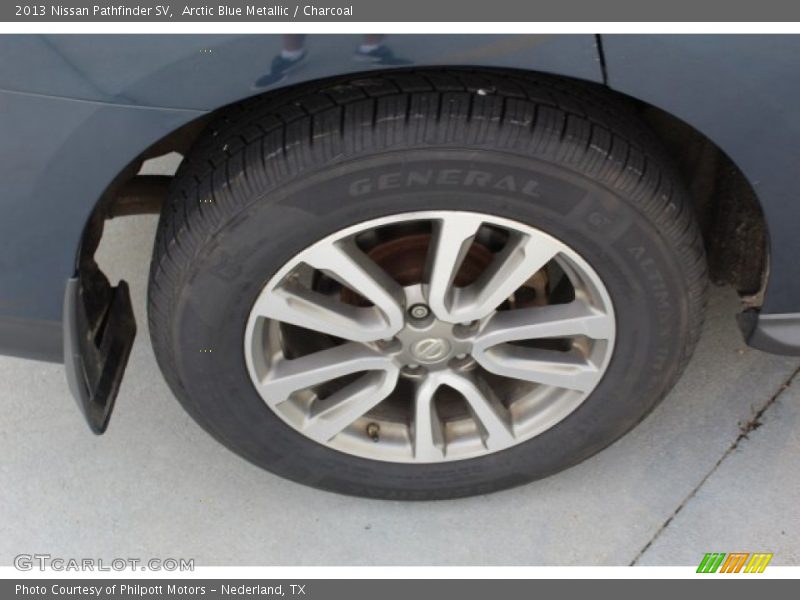 Arctic Blue Metallic / Charcoal 2013 Nissan Pathfinder SV