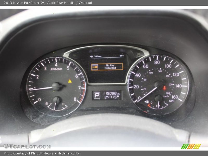 Arctic Blue Metallic / Charcoal 2013 Nissan Pathfinder SV