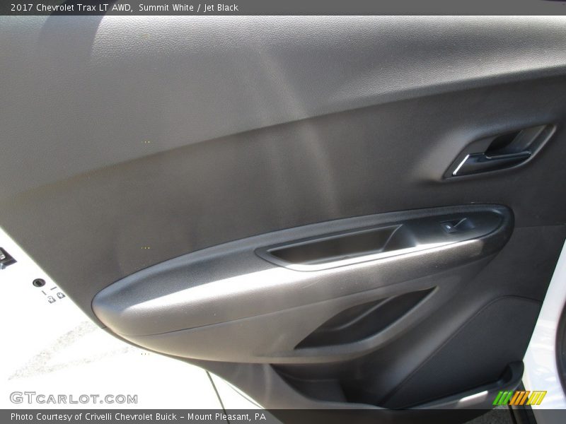 Summit White / Jet Black 2017 Chevrolet Trax LT AWD