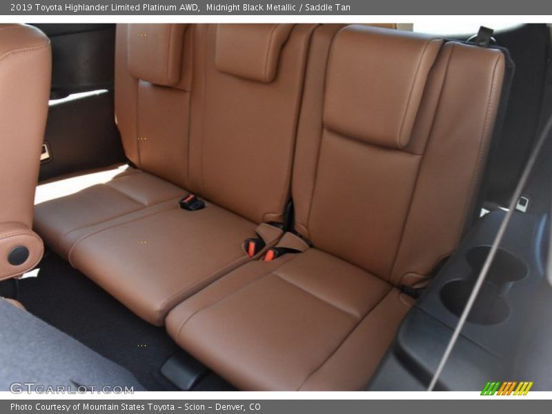 Midnight Black Metallic / Saddle Tan 2019 Toyota Highlander Limited Platinum AWD
