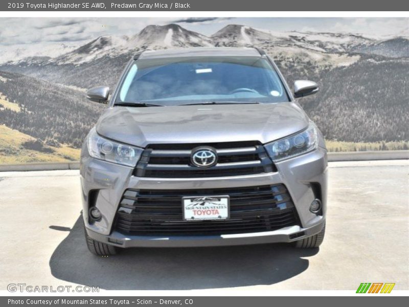 Predawn Gray Mica / Black 2019 Toyota Highlander SE AWD