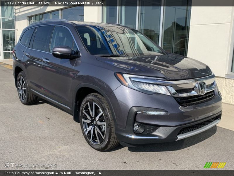 Modern Steel Metallic / Black 2019 Honda Pilot Elite AWD