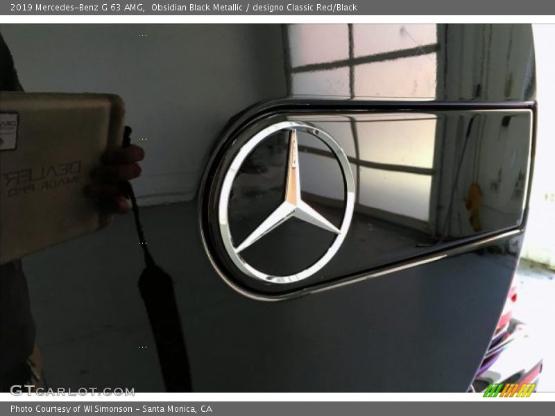 Obsidian Black Metallic / designo Classic Red/Black 2019 Mercedes-Benz G 63 AMG