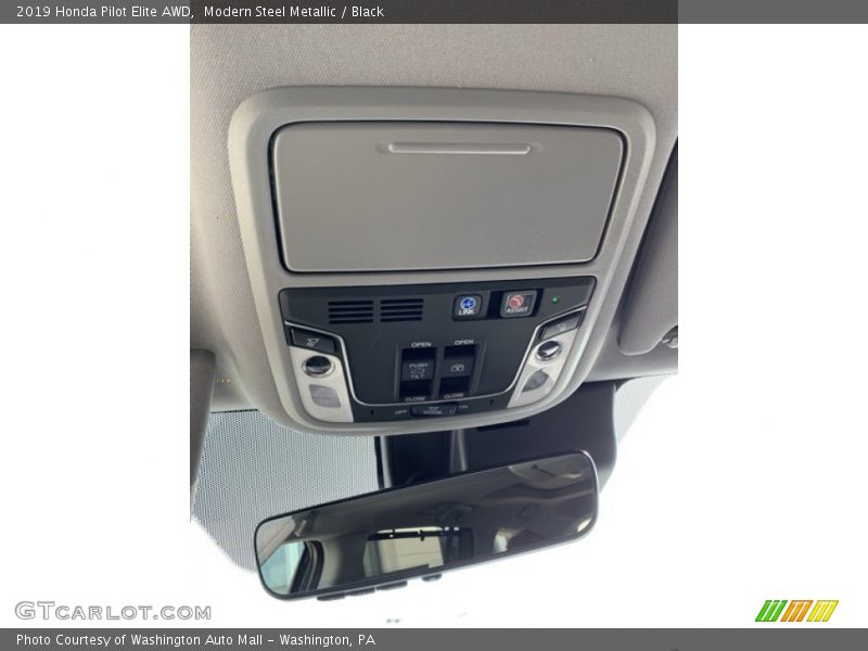 Modern Steel Metallic / Black 2019 Honda Pilot Elite AWD