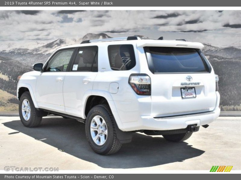 Super White / Black 2019 Toyota 4Runner SR5 Premium 4x4