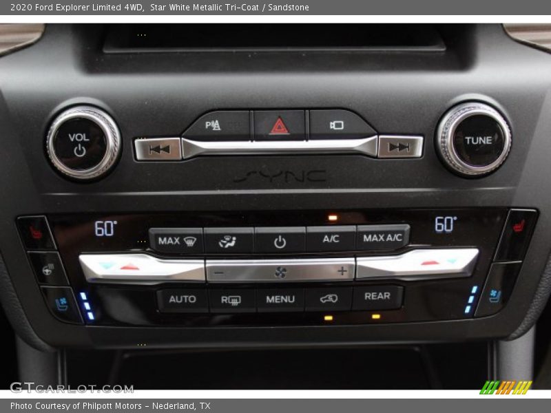 Controls of 2020 Explorer Limited 4WD