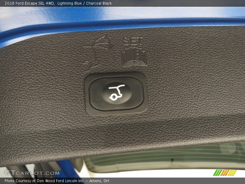 Lightning Blue / Charcoal Black 2018 Ford Escape SEL 4WD