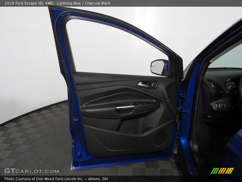 Lightning Blue / Charcoal Black 2018 Ford Escape SEL 4WD
