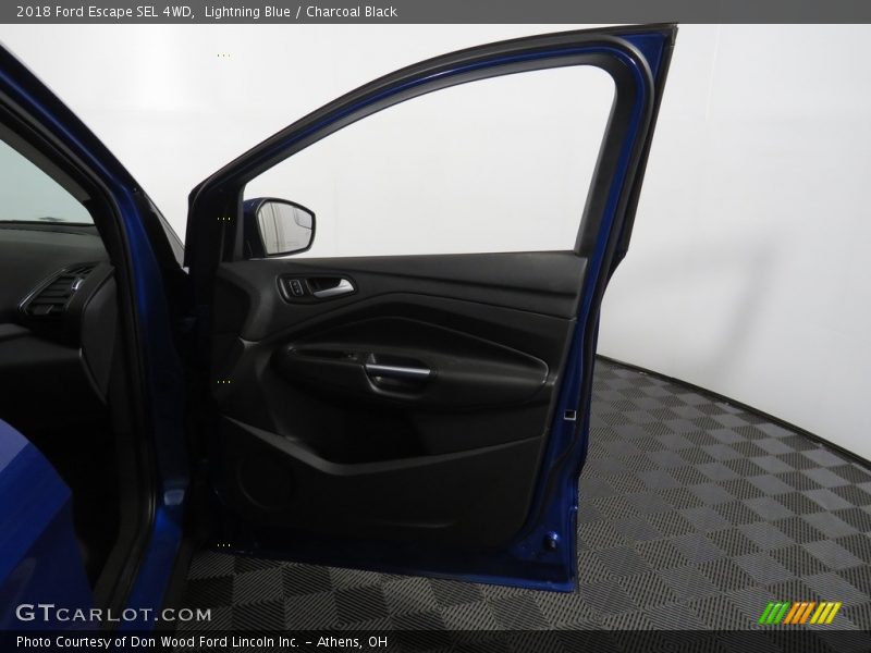 Lightning Blue / Charcoal Black 2018 Ford Escape SEL 4WD