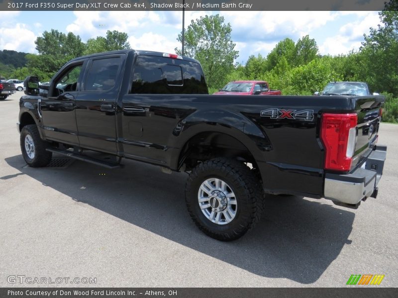 Shadow Black / Medium Earth Gray 2017 Ford F350 Super Duty XLT Crew Cab 4x4