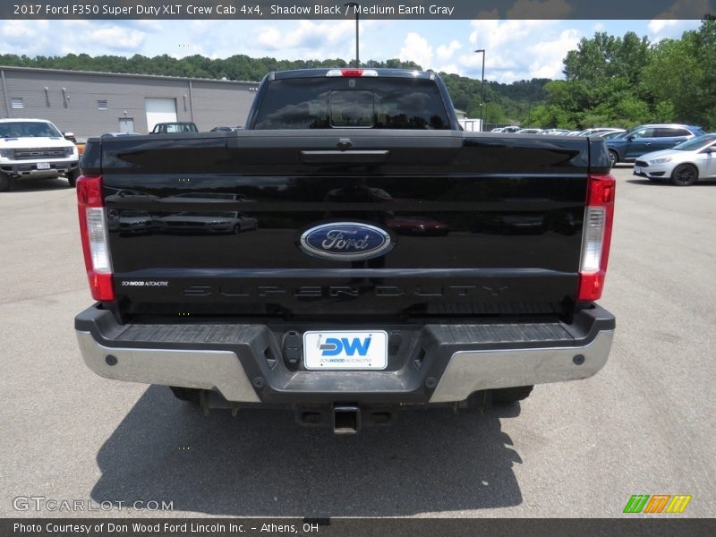 Shadow Black / Medium Earth Gray 2017 Ford F350 Super Duty XLT Crew Cab 4x4