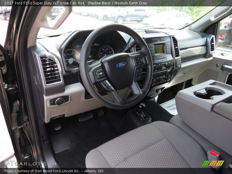 Shadow Black / Medium Earth Gray 2017 Ford F350 Super Duty XLT Crew Cab 4x4