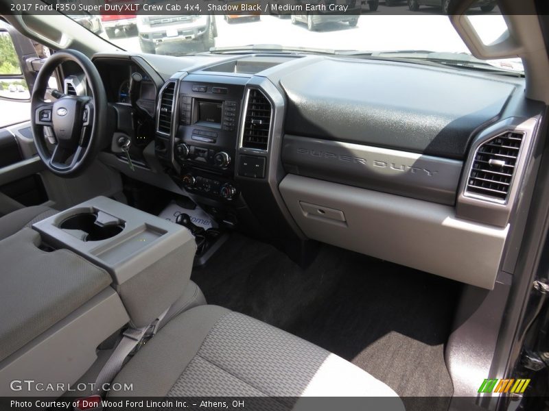 Shadow Black / Medium Earth Gray 2017 Ford F350 Super Duty XLT Crew Cab 4x4