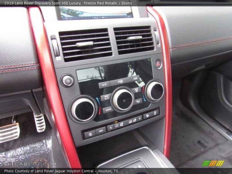 Controls of 2019 Discovery Sport HSE Luxury