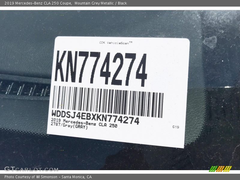 Mountain Grey Metallic / Black 2019 Mercedes-Benz CLA 250 Coupe
