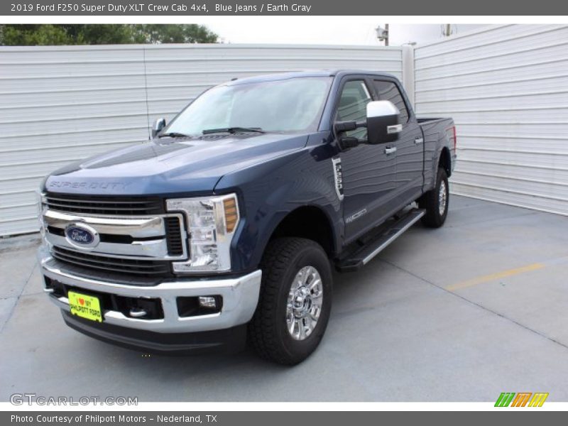 Blue Jeans / Earth Gray 2019 Ford F250 Super Duty XLT Crew Cab 4x4