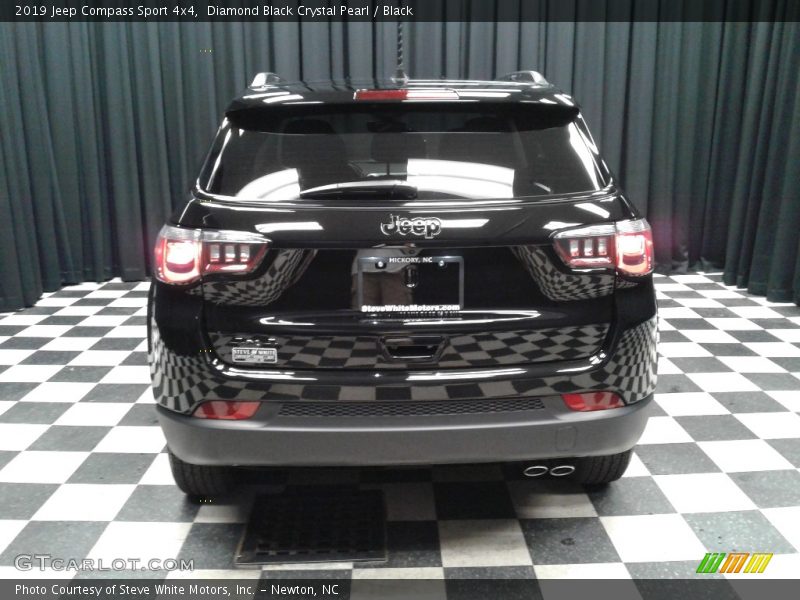 Diamond Black Crystal Pearl / Black 2019 Jeep Compass Sport 4x4