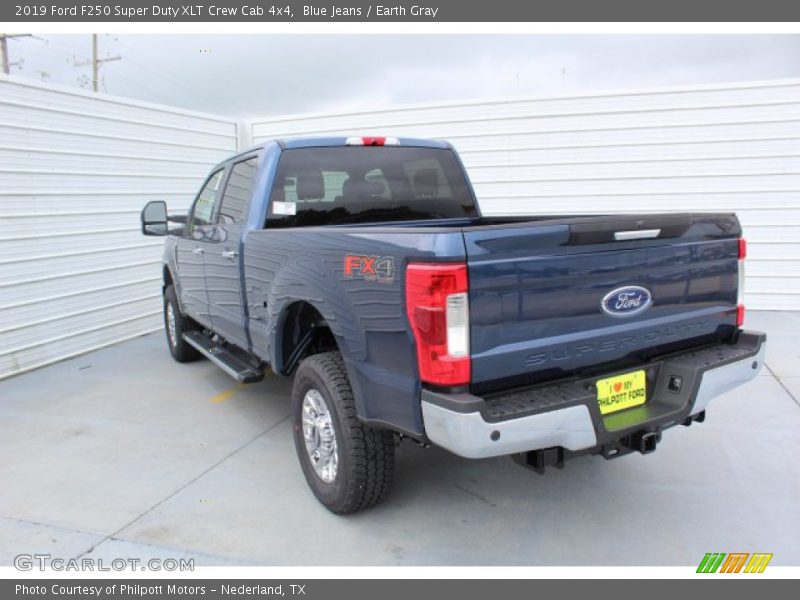Blue Jeans / Earth Gray 2019 Ford F250 Super Duty XLT Crew Cab 4x4