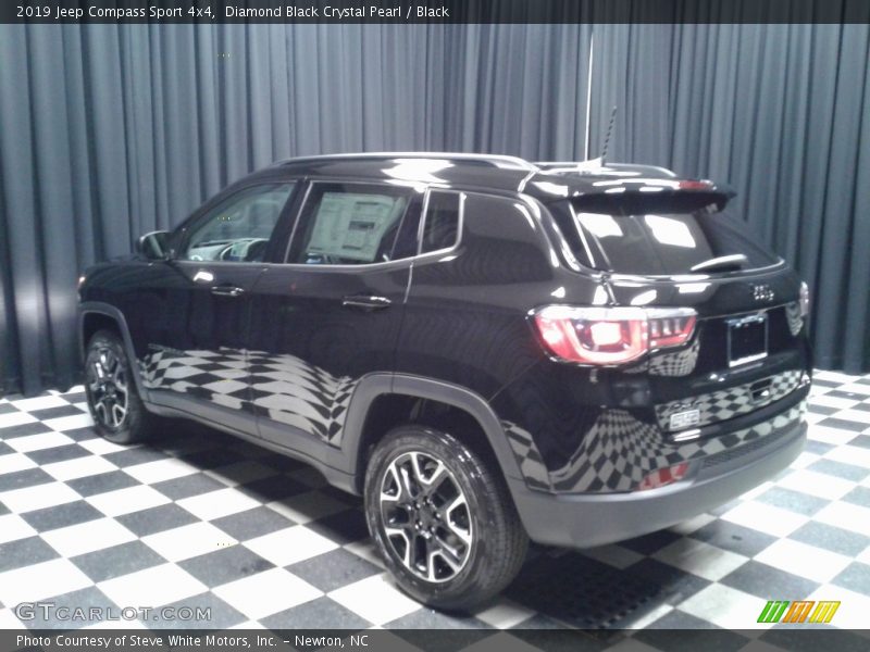 Diamond Black Crystal Pearl / Black 2019 Jeep Compass Sport 4x4