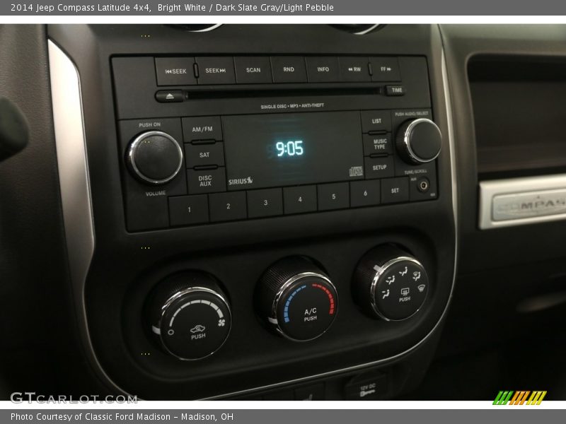 Bright White / Dark Slate Gray/Light Pebble 2014 Jeep Compass Latitude 4x4