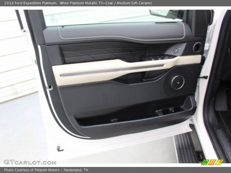 White Platinum Metallic Tri-Coat / Medium Soft Ceramic 2019 Ford Expedition Platinum