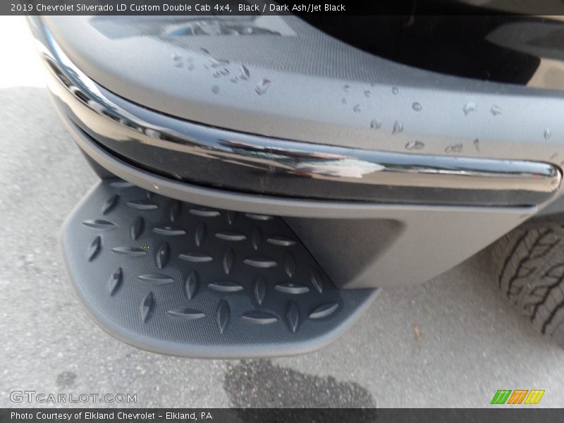 Black / Dark Ash/Jet Black 2019 Chevrolet Silverado LD Custom Double Cab 4x4