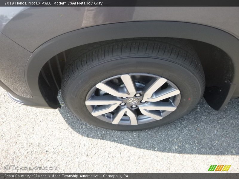 Modern Steel Metallic / Gray 2019 Honda Pilot EX AWD