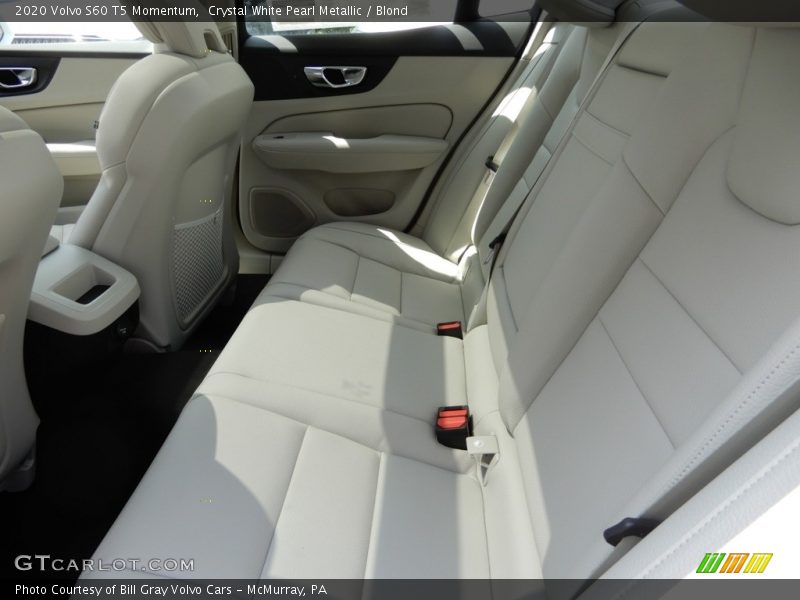 Rear Seat of 2020 S60 T5 Momentum