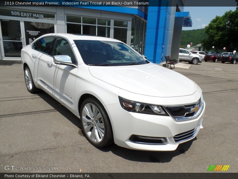 Iridescent Pearl Tricoat / Jet Black/­Dark Titanium 2019 Chevrolet Impala Premier