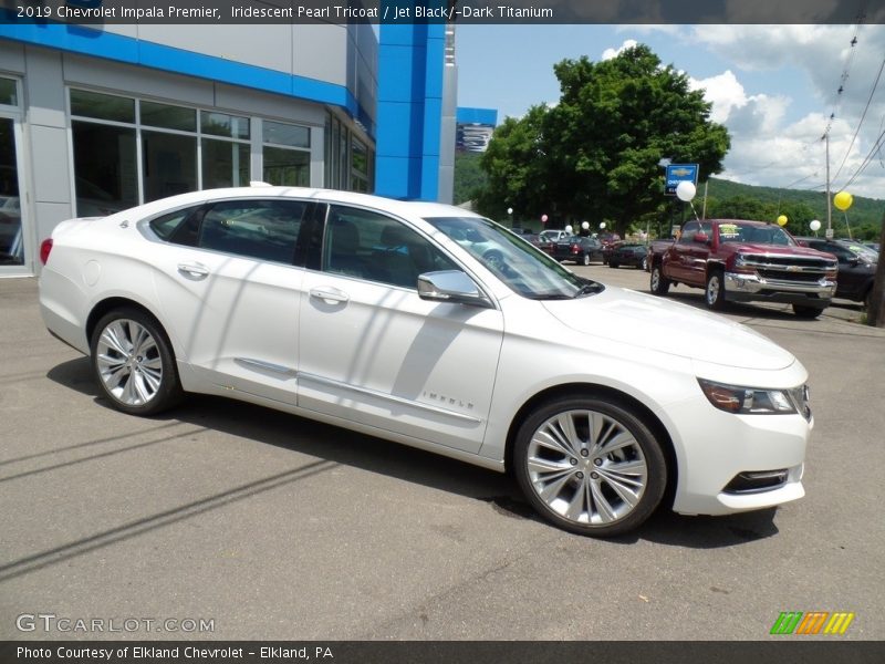 Iridescent Pearl Tricoat / Jet Black/­Dark Titanium 2019 Chevrolet Impala Premier