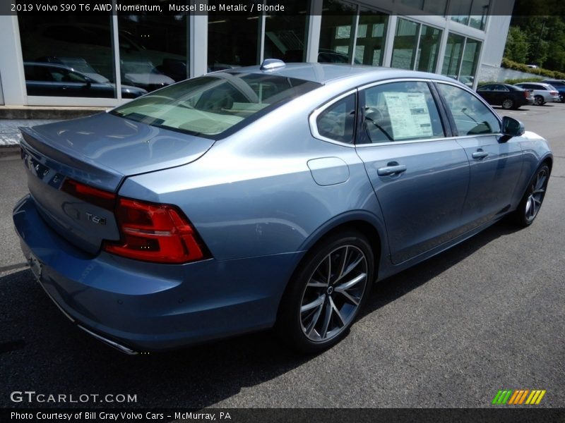 Mussel Blue Metalic / Blonde 2019 Volvo S90 T6 AWD Momentum