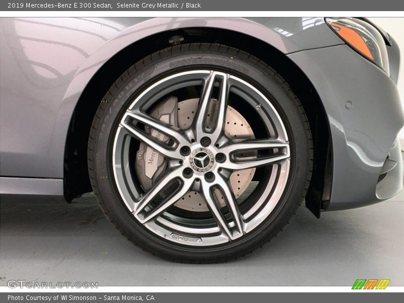 Selenite Grey Metallic / Black 2019 Mercedes-Benz E 300 Sedan