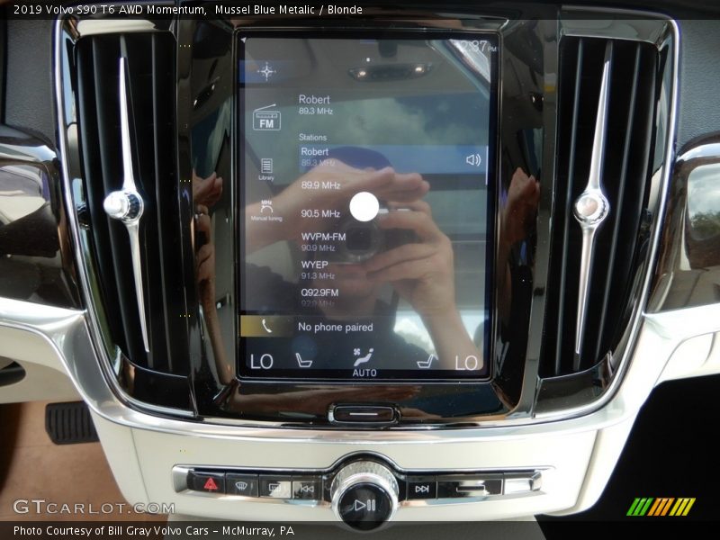 Mussel Blue Metalic / Blonde 2019 Volvo S90 T6 AWD Momentum