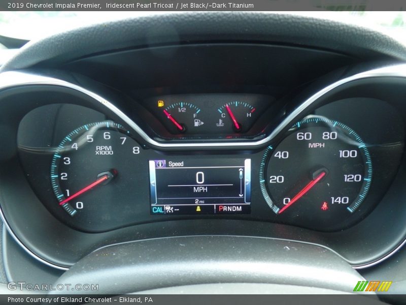 Iridescent Pearl Tricoat / Jet Black/­Dark Titanium 2019 Chevrolet Impala Premier