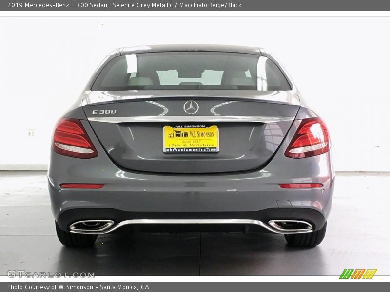 Selenite Grey Metallic / Macchiato Beige/Black 2019 Mercedes-Benz E 300 Sedan