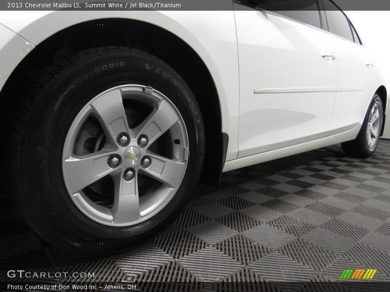 Summit White / Jet Black/Titanium 2013 Chevrolet Malibu LS
