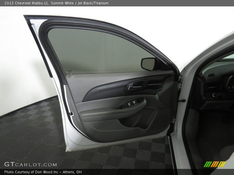 Summit White / Jet Black/Titanium 2013 Chevrolet Malibu LS