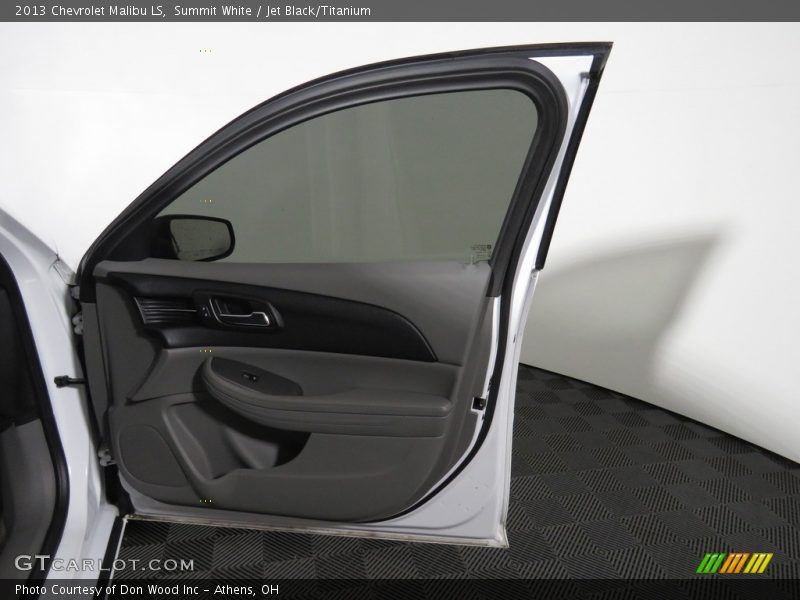 Summit White / Jet Black/Titanium 2013 Chevrolet Malibu LS