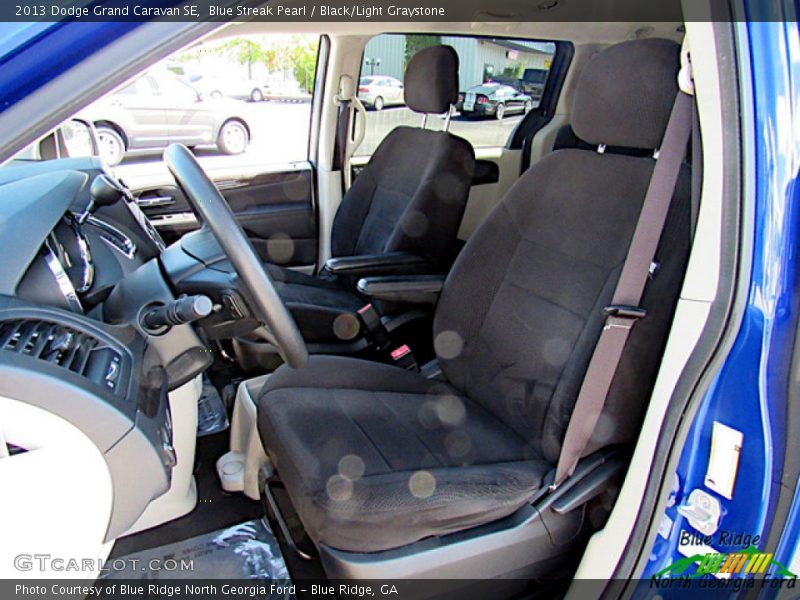 Blue Streak Pearl / Black/Light Graystone 2013 Dodge Grand Caravan SE