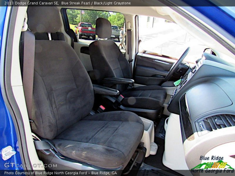 Blue Streak Pearl / Black/Light Graystone 2013 Dodge Grand Caravan SE