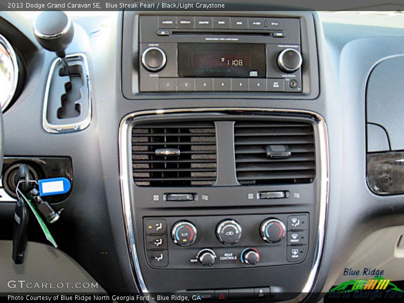 Blue Streak Pearl / Black/Light Graystone 2013 Dodge Grand Caravan SE