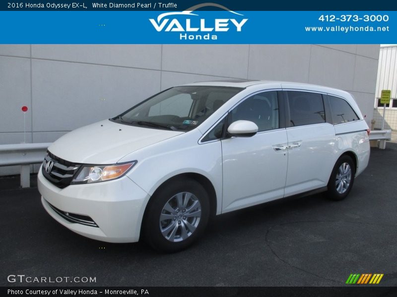 White Diamond Pearl / Truffle 2016 Honda Odyssey EX-L