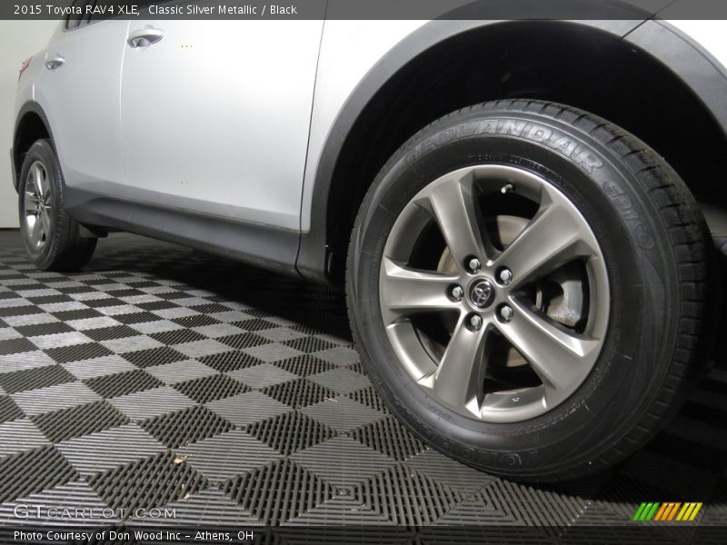 Classic Silver Metallic / Black 2015 Toyota RAV4 XLE