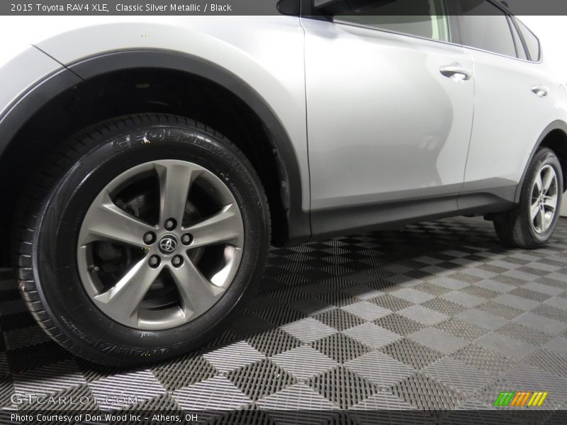 Classic Silver Metallic / Black 2015 Toyota RAV4 XLE