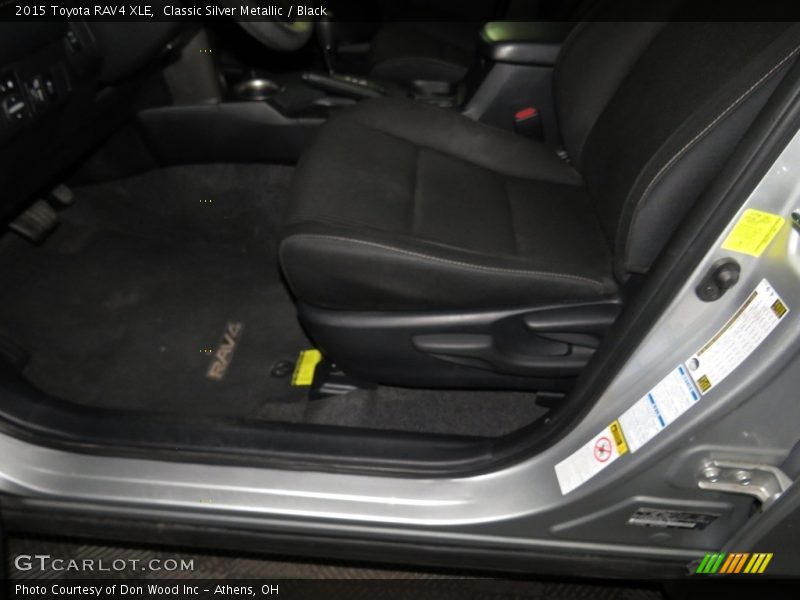 Classic Silver Metallic / Black 2015 Toyota RAV4 XLE