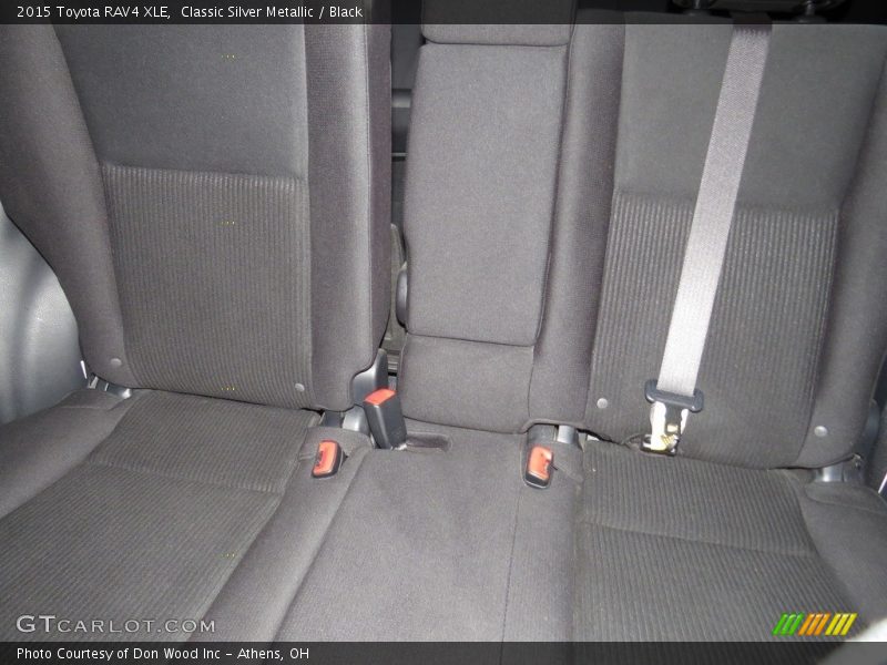 Classic Silver Metallic / Black 2015 Toyota RAV4 XLE