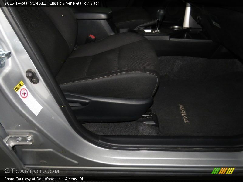 Classic Silver Metallic / Black 2015 Toyota RAV4 XLE