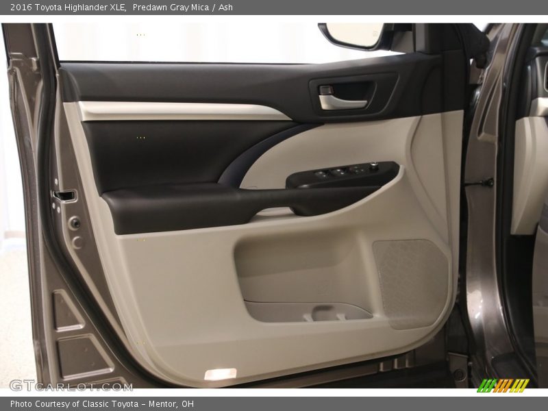 Predawn Gray Mica / Ash 2016 Toyota Highlander XLE