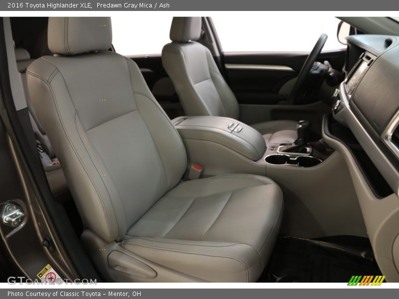 Predawn Gray Mica / Ash 2016 Toyota Highlander XLE